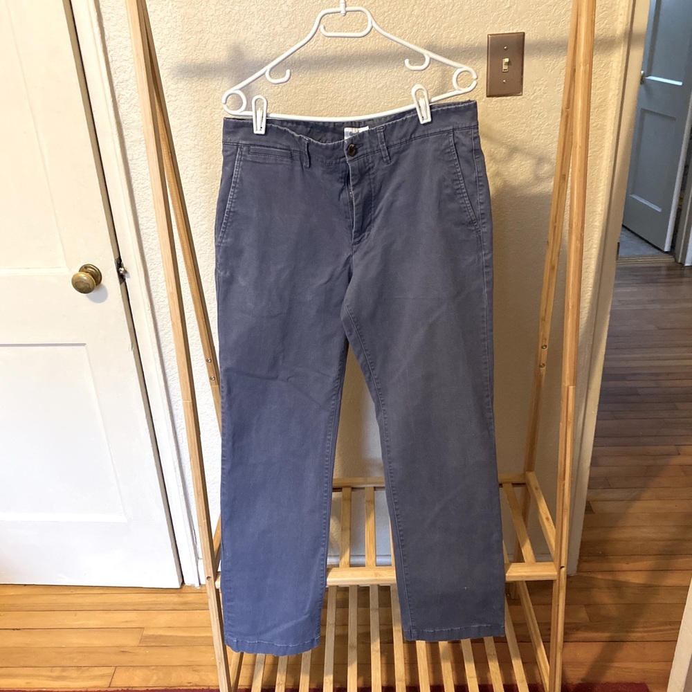 Goodfellow & Co. • Men’s Navy Chino Pants